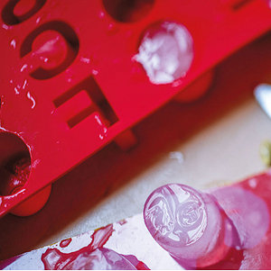 SC Freiburg Silikon Eiswürfelform "SCF" rot